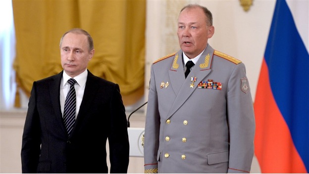 Putin and General Aleksandr Dvornikov